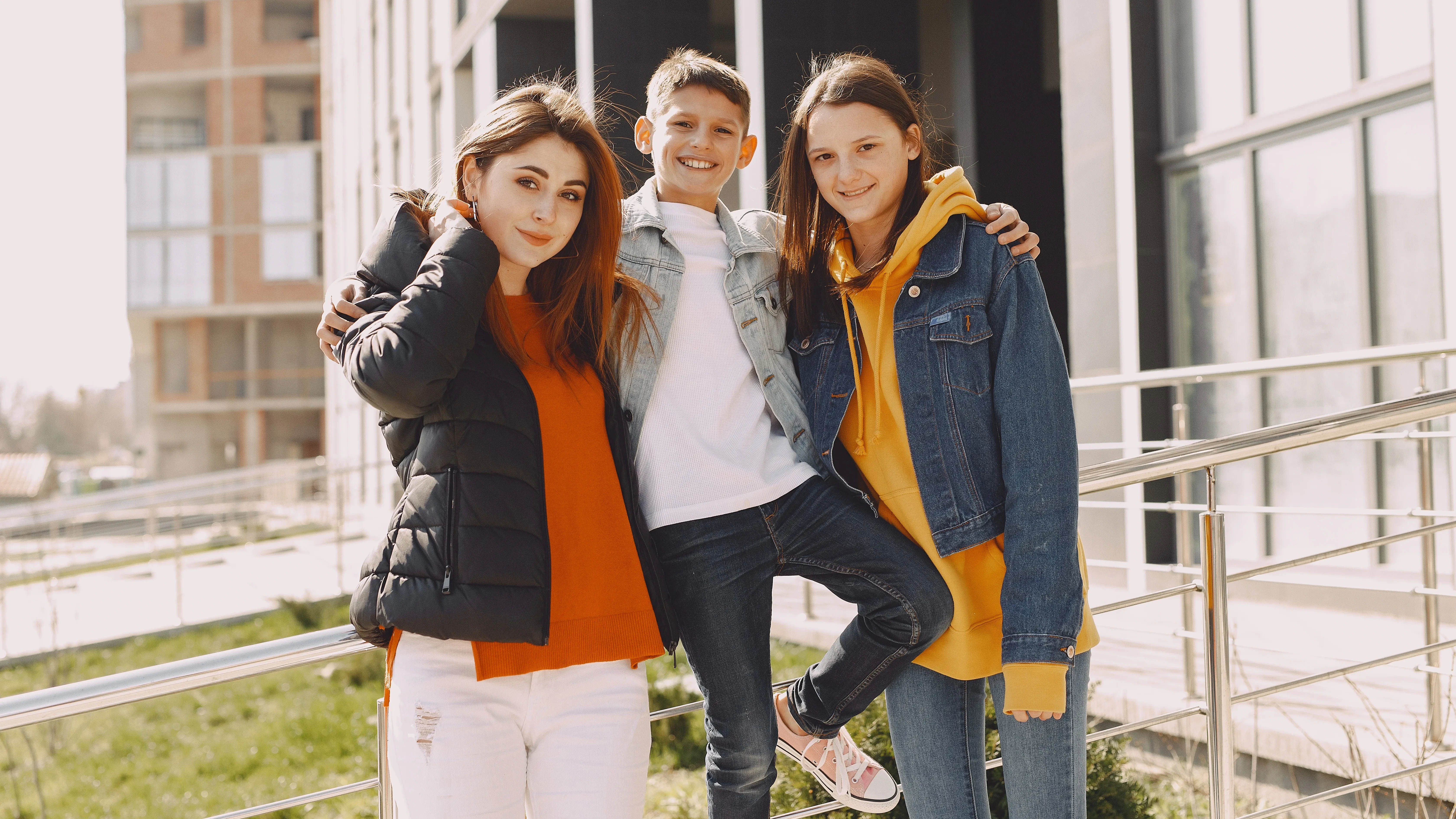 Ilustración para el artículo: ¿Qué significa «Pookie»? Guía para padres sobre la jerga adolescente