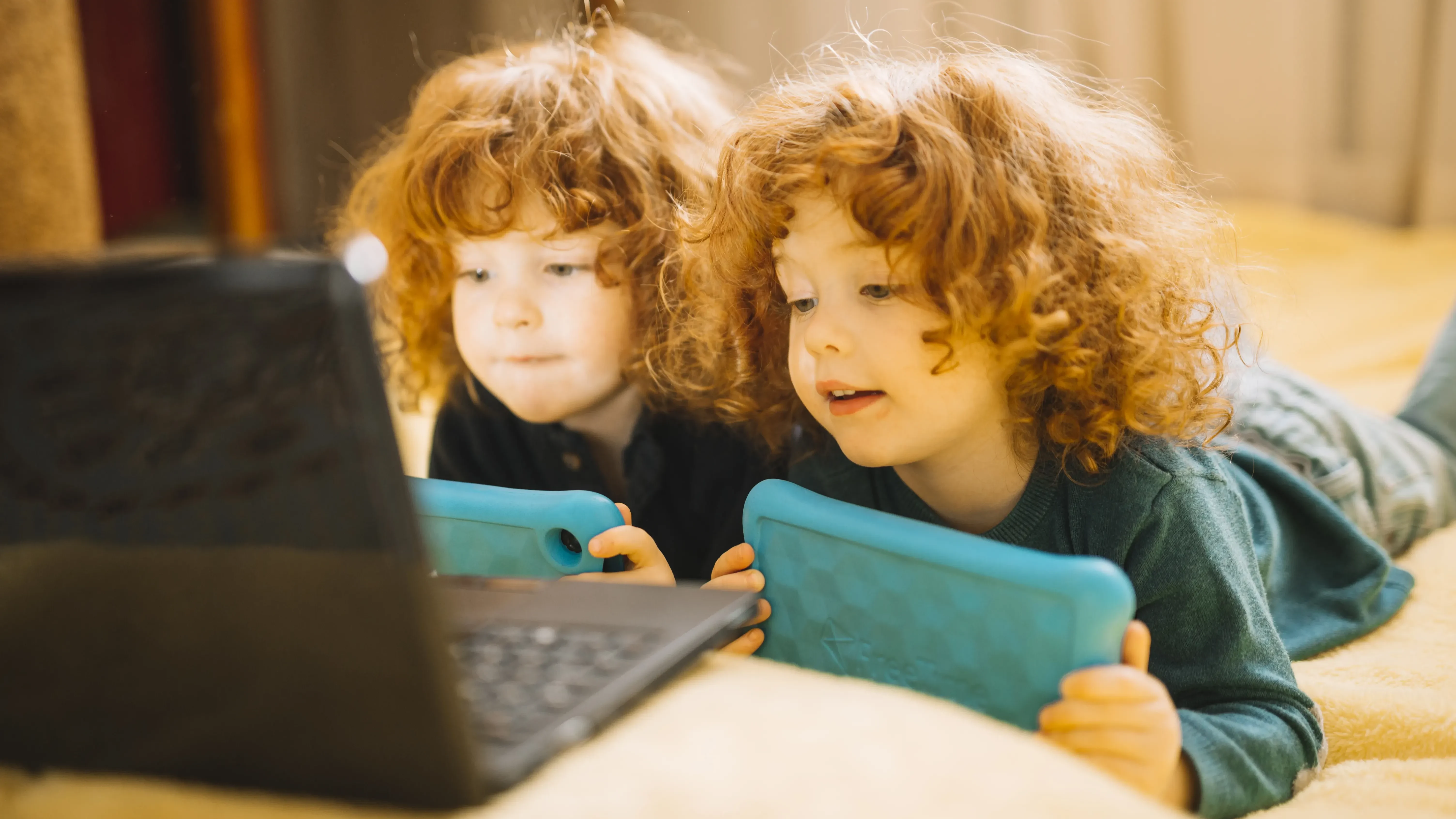 Ilustración para el artículo: Qué sitios son peligrososos para los niños y cómo bloquearlos