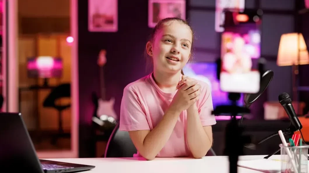 Ilustração do artigo: Segurança Online para Jovens Bloggers e Streamers